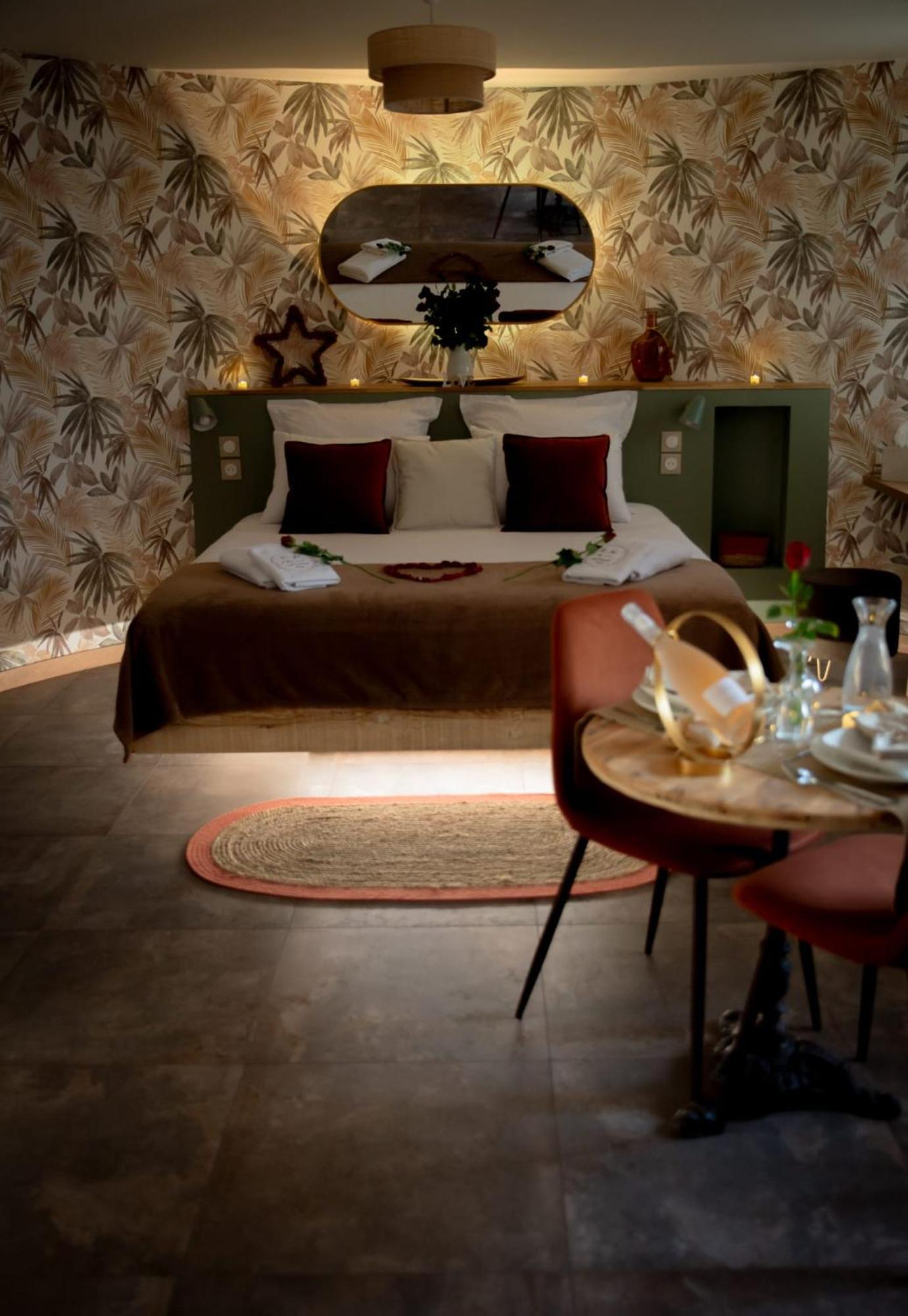 Le Mas Aux Amoureux , Suite Romantique Et Spa Le Barcarès Exteriér fotografie